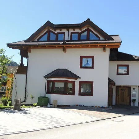Apartment Embacher Soll